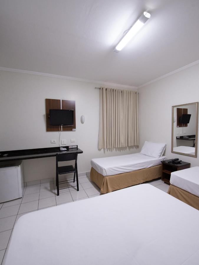 Araucaria Hotel Business - Maringá Buitenkant foto