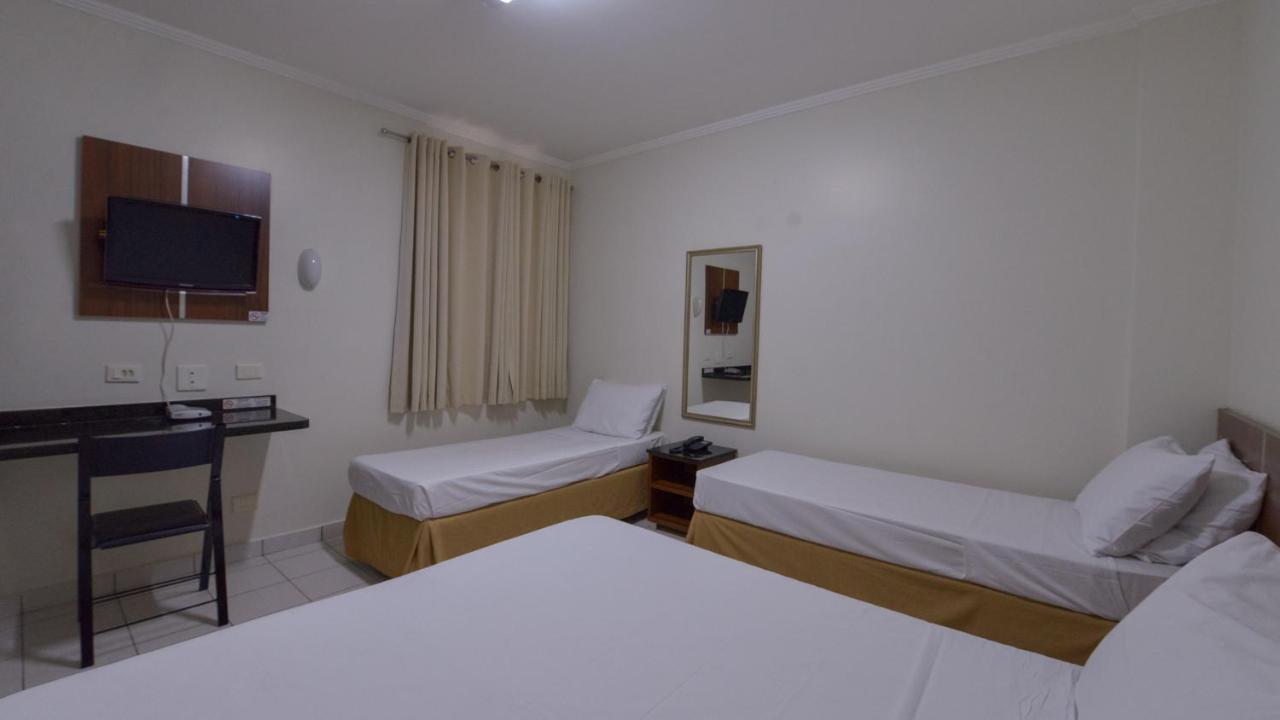 Araucaria Hotel Business - Maringá Buitenkant foto