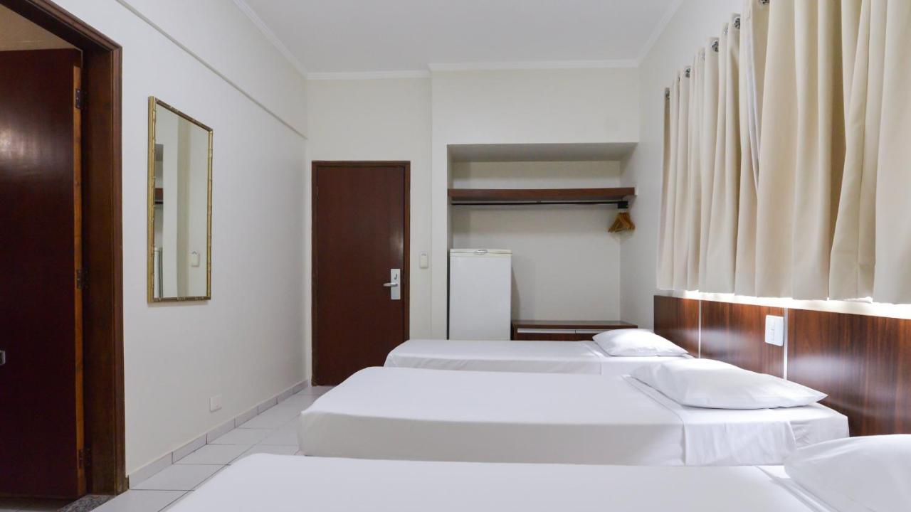 Araucaria Hotel Business - Maringá Buitenkant foto
